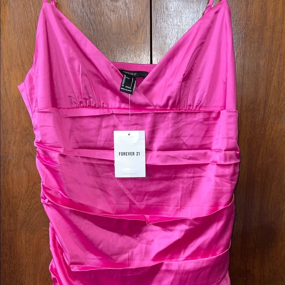 Forever 21 Fuchsia Satin Camisole - Picture 5 of 8
